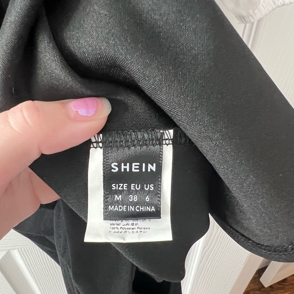 Lantern Sleeve Layered Ruffle Detail Split Hem Combo Dress - Picture 7 of 7